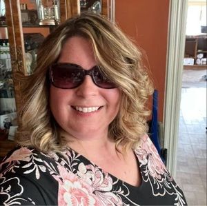 Meet your Posher, Julianne